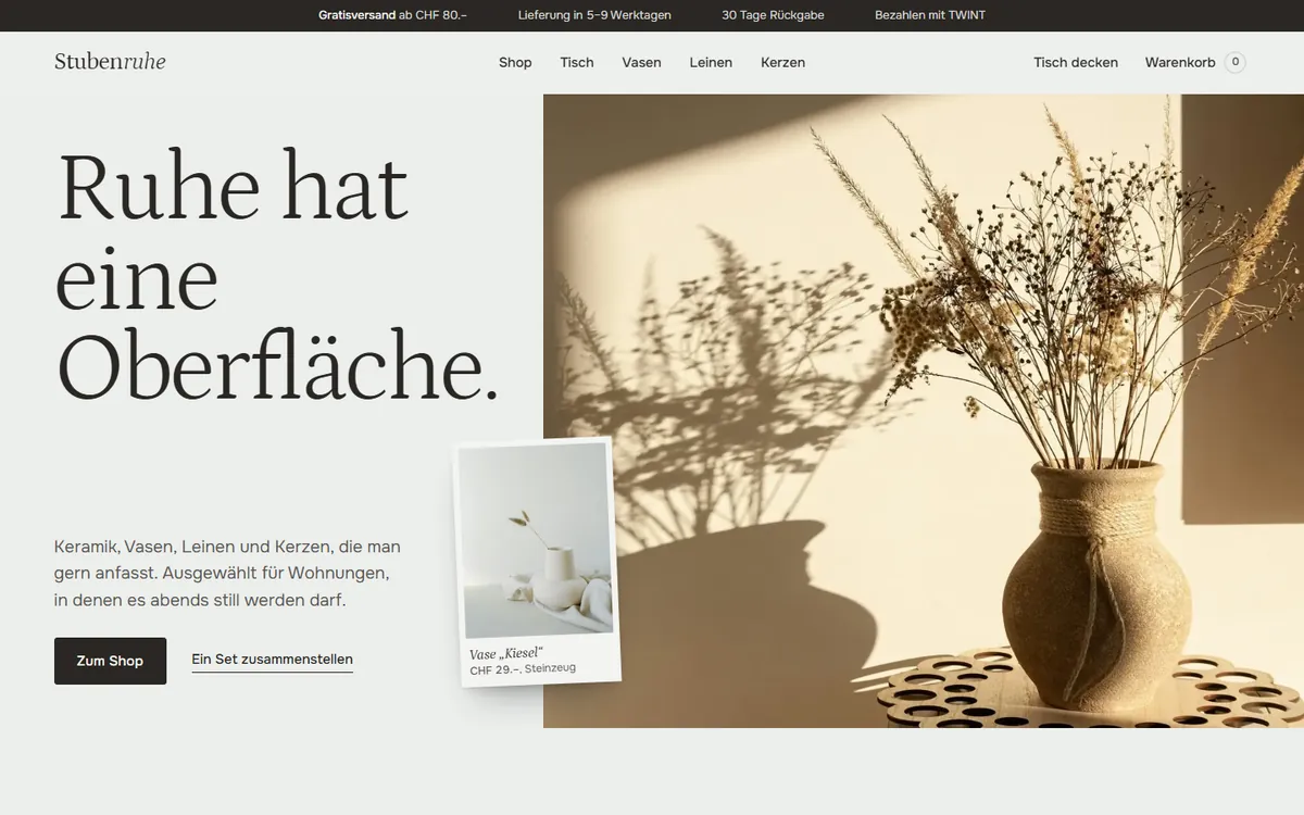 Startseite von Stubenruhe: Vase im Sonnenlicht